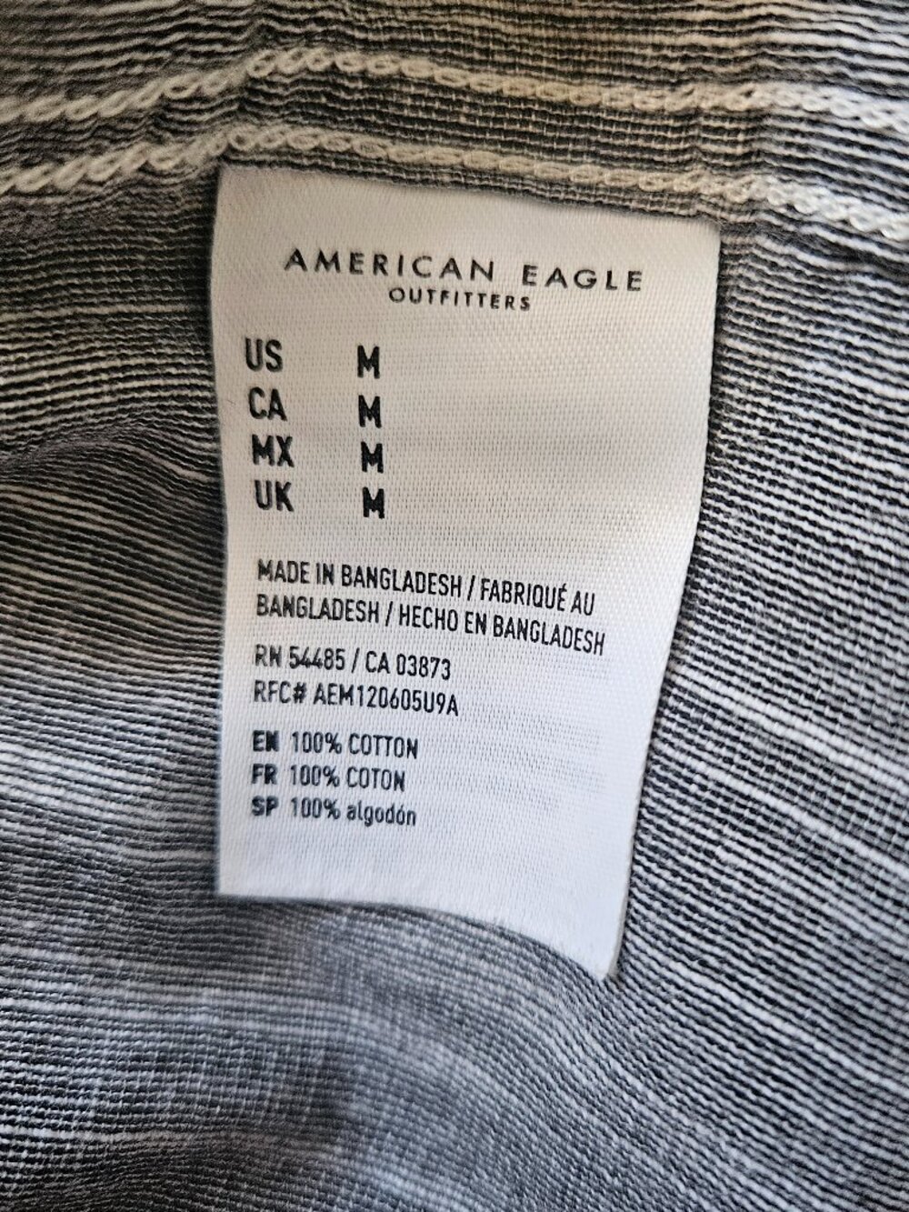 Men's American Eagle Gray and white woven short sleeve button down shirt - Med - Picture 4 of 5